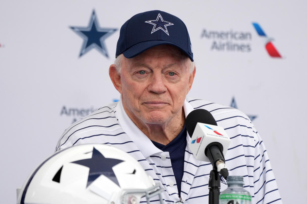 Dallas Cowboys owner Jerry Jones speaks at a training camp press conference at the team's practice fields in Oxnard, Calif. (Kirby Lee-USA TODAY Sports)