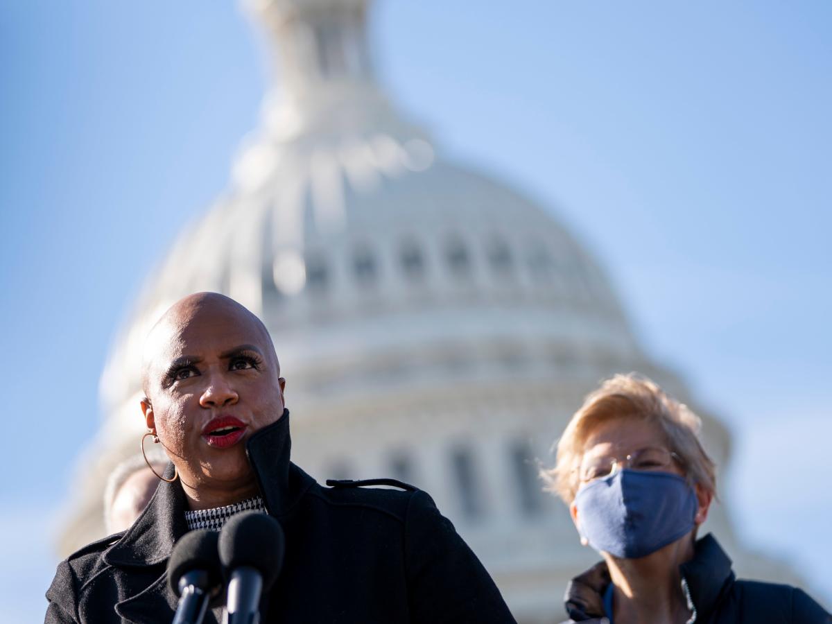 Elizabeth Warren and Ayanna Pressley want to know how 9 student loan