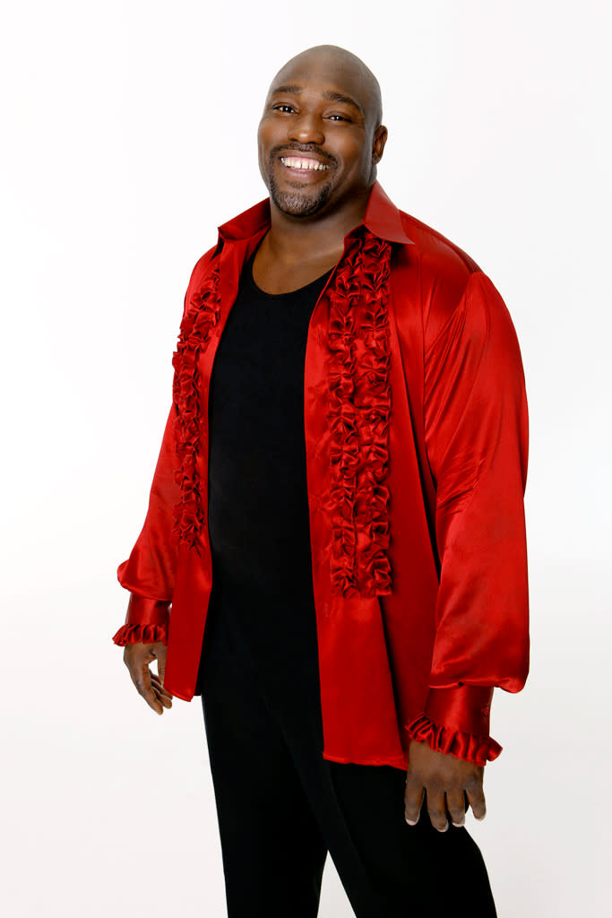 Recently retired defensive tackle and Superbowl Champion Warren Sapp competes in season 7 of "Dancing with the Stars."