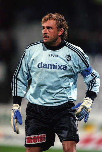 <p>Lars Høgh, OB (Denmark)<br> 1977-2000<br> 817 matches, 0 goals </p>