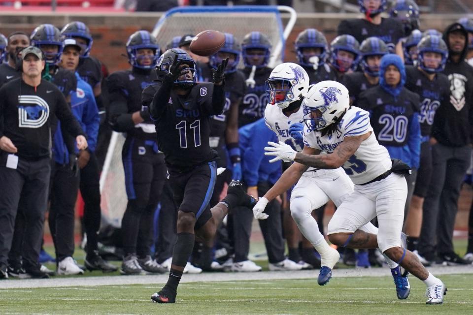 SMU's Rashee Rice leads the country in receiving, averaging 112.9 yards per game.