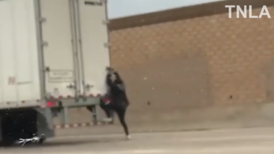 Man falls from big rig