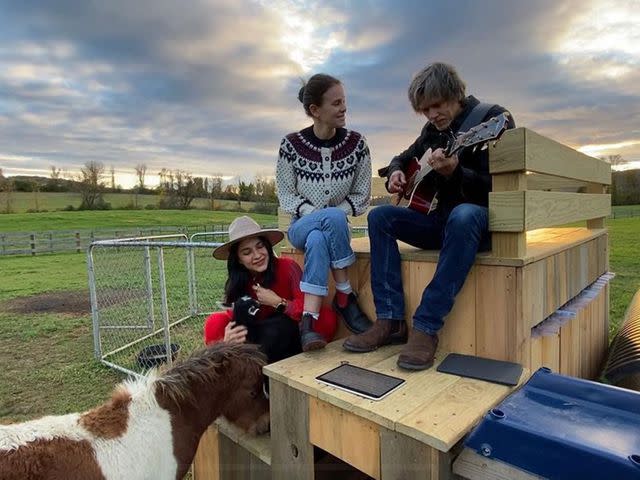 <p>Sosie Bacon Instagram</p> Jenna Jimenez, Sosie Bacon, and Kevin Bacon singing on a farm in 2021.
