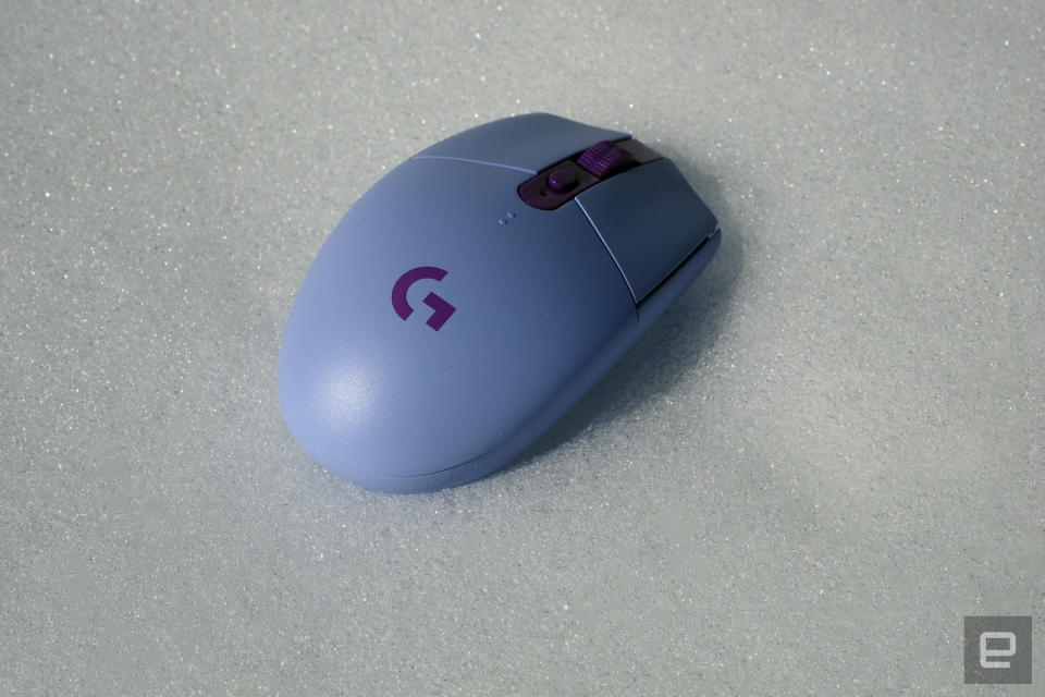 Logitech G305