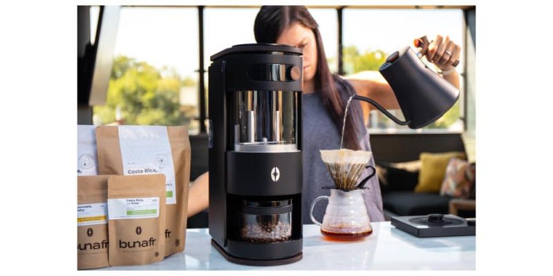 Introducing the world’s first in-home, smoke-free coffee bean roaster by Bunafr. Experience the future of coffee roasting in the comfort of your home. 
Courtesy Photo by Bunafr