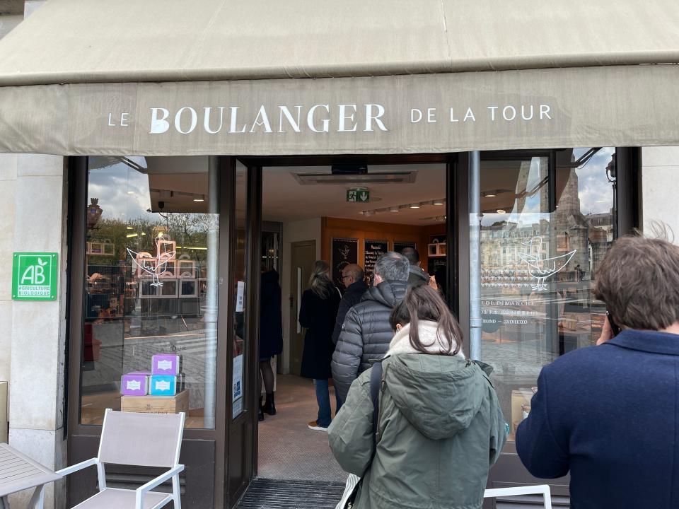 attached bakery to Tour d'Argent