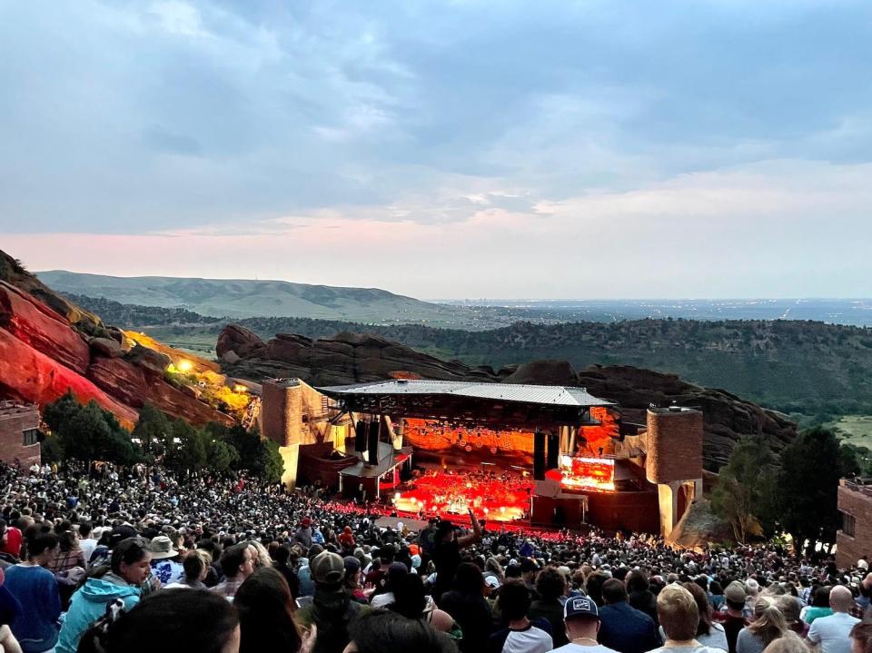 I was surprised to see Tevas, rain jackets, and running shorts at my first red rocks concert.