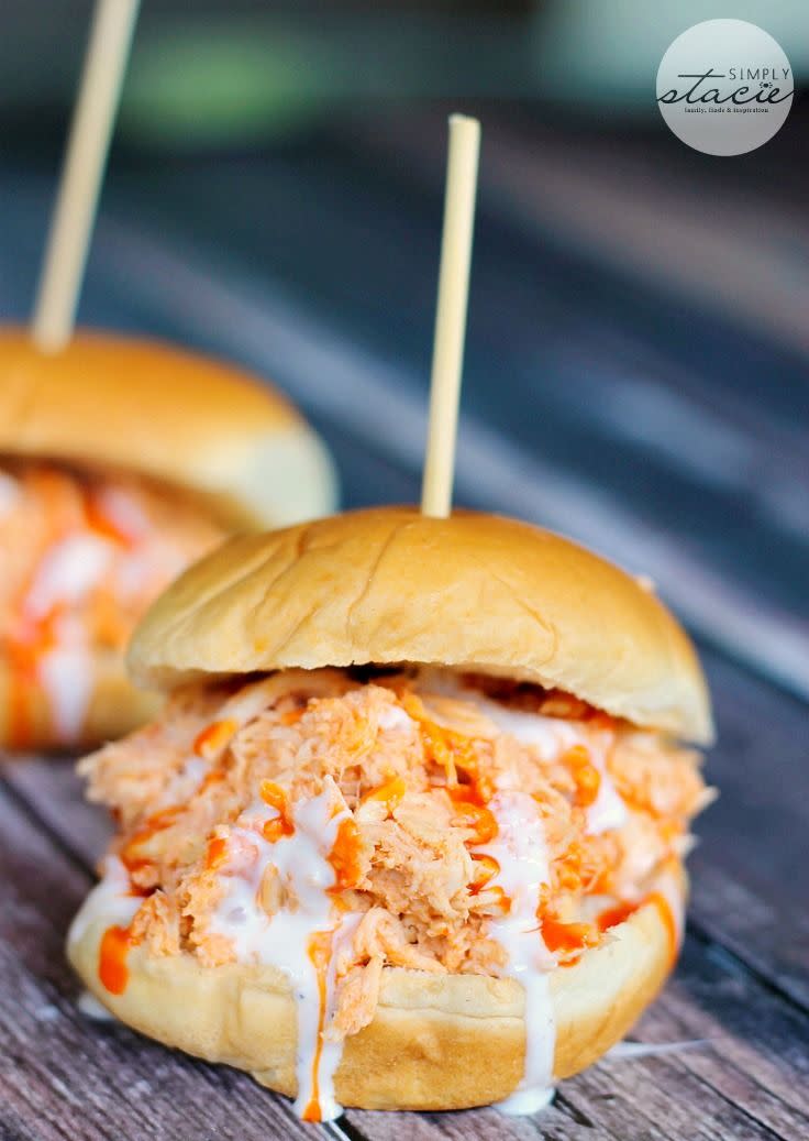 Slow Cooker Buffalo Chicken Sliders