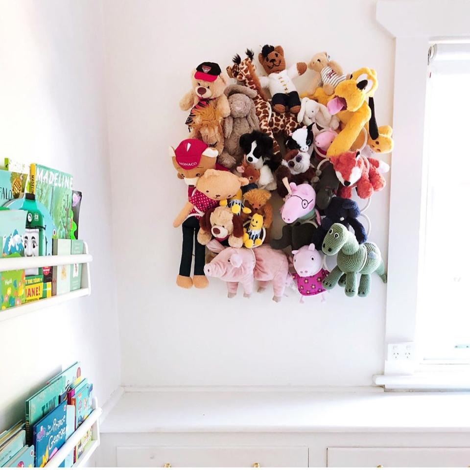  IKEA hangers to create space for soft toys