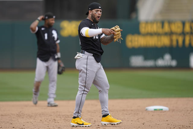 Andrus HR vs former team, surging Chisox 20 hits, rout A's