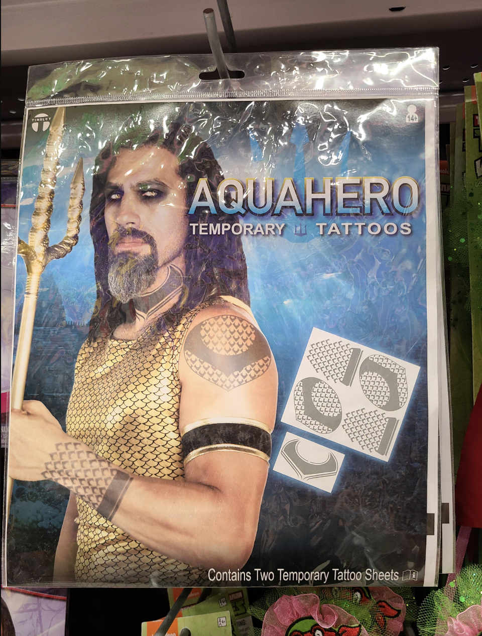 off brand aquaman costume