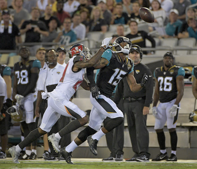 Allen Robinson can’t escape the wrath of Jacksonville’s wretched QBs. (AP)