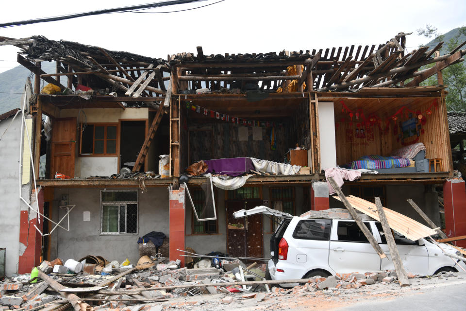 四川瀘定6.8級大地震過後，當地斷垣殘壁、一片狼籍。圖片來源：VCG/Getty Images