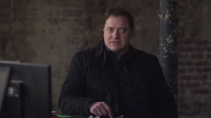 Brendan Fraser es un científico multimillonario en Professionals