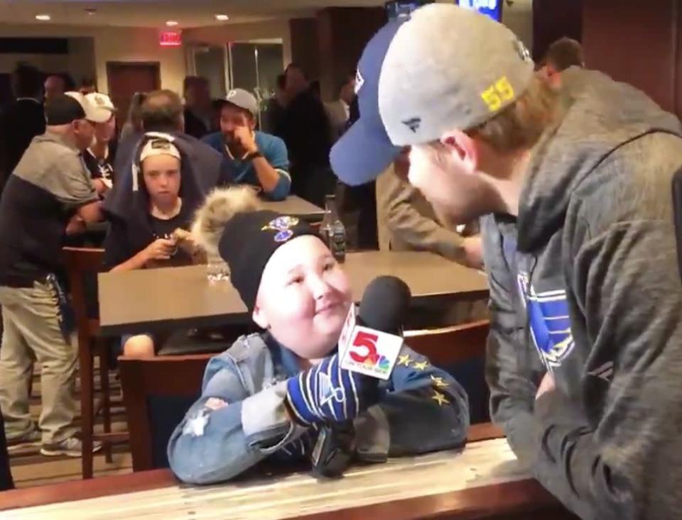 St. Louis Blues superfan Laila Anderson hung out with Colton Parayko following the team's Game 4 victory over the Boston Bruins in the Stanley Cup Final. (Twitter/@hochman)