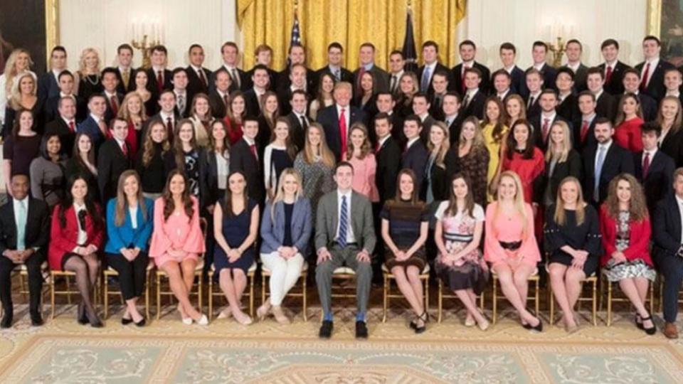 <p>Can you spot what’s wrong with this White House intern photo?</p>