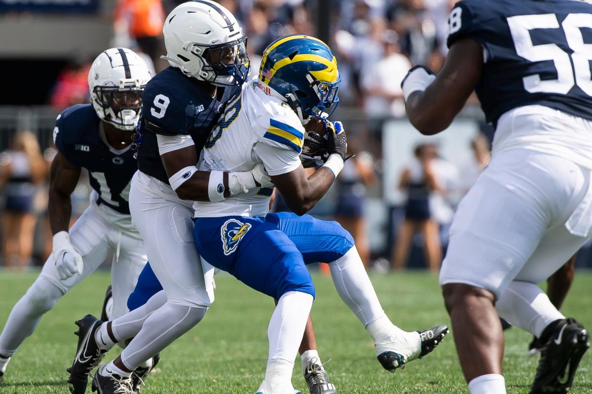 Memphis football running backs coach Sean Dawkins leaving for Cincinnati | Source