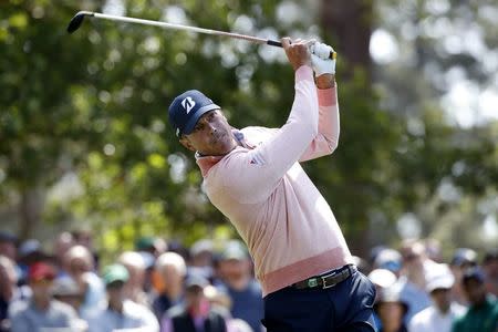 Matt Kuchar of the U.S. hits off the 4th tee during second round play of the 2018 Masters golf tournament at the Augusta National Golf Club in Augusta, Georgia, U.S., April 6, 2018. REUTERS/Mike Segar