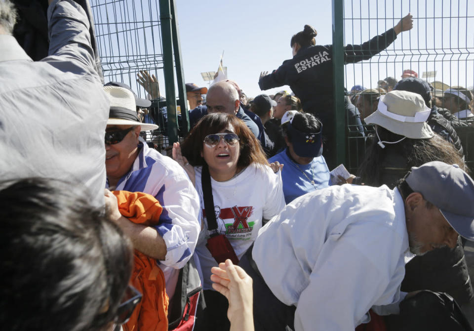 Descontrol por un lugar en la misa de Francisco en Ciudad Juárez /Foto: AP