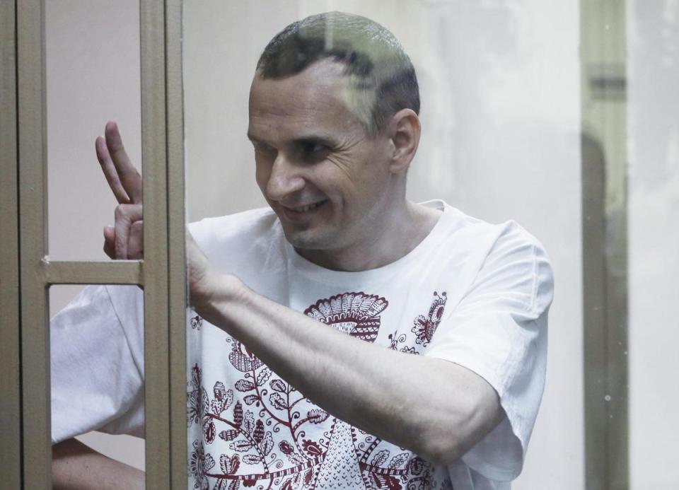 烏克蘭導演森佐夫被俄羅斯冠以「恐怖活動」罪名判刑入獄。他在獄中展開絕食抗議引發了國際關注。（東方IC）