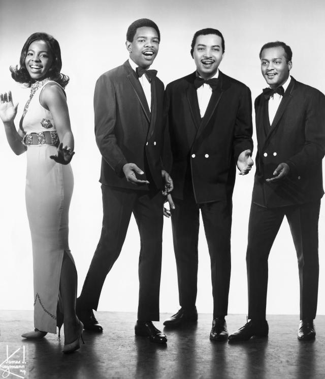 Why Did Gladys Knights Background Singers Call Themselves The Pips? pic