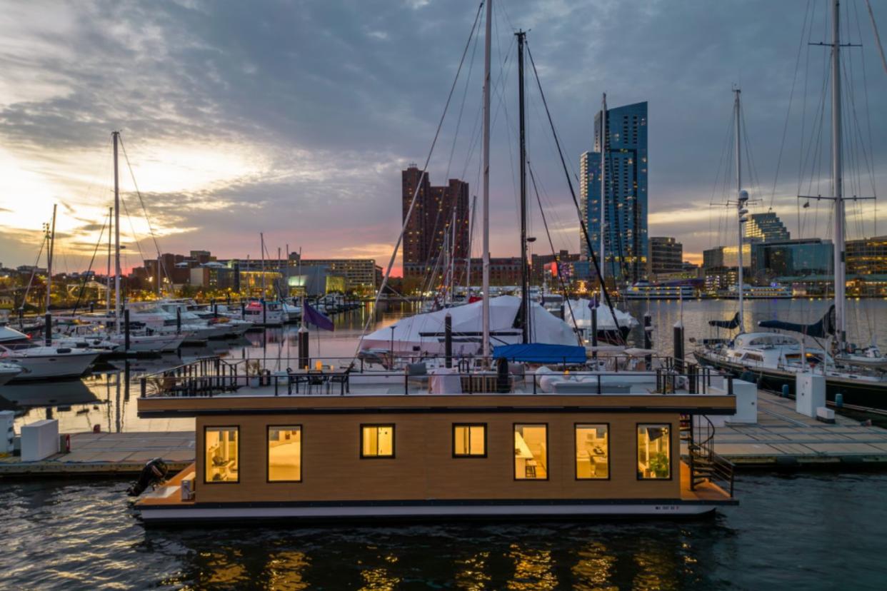 FLOHOM Floating House Boat