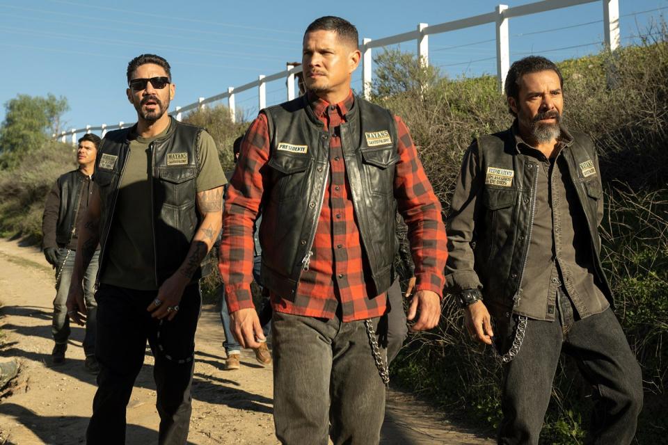 MAYANS M.C. Season 5, Episode 1 - Clayton Cardenas as Angel Reyes, JD Pardo as EZ Reyes, Michael Irby as Obispo "Bishop" Losa