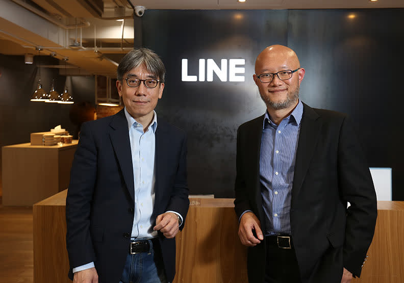 LINE Bank總經理黃以孟（左）、LINE台灣董事總經理陳立人（右）。蘇義傑攝影