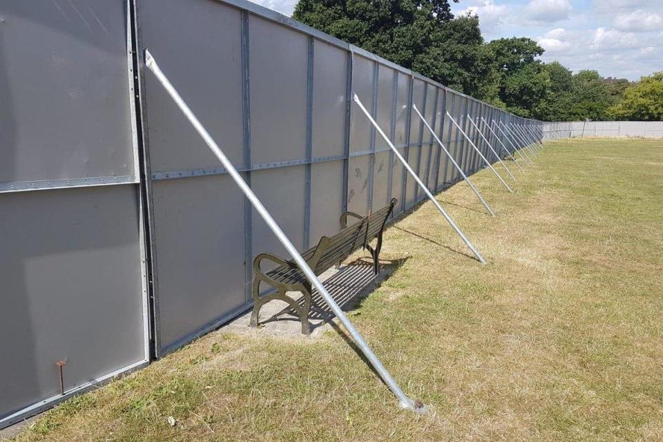 Brockwell wall: this is the first year the popular fair was surrounded by a fence (@KMcCarthyWoolf)