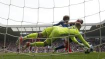 Britain Football Soccer - Sunderland v Manchester United - Premier League - Stadium of Light - 9/4/17 Sunderland's Jordan Pickford gathers from Manchester United's Marouane Fellaini Action Images via Reuters / Lee Smith Livepic