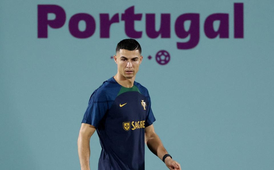 Le Portugais Cristiano Ronaldo à l'entraînement - Reuters