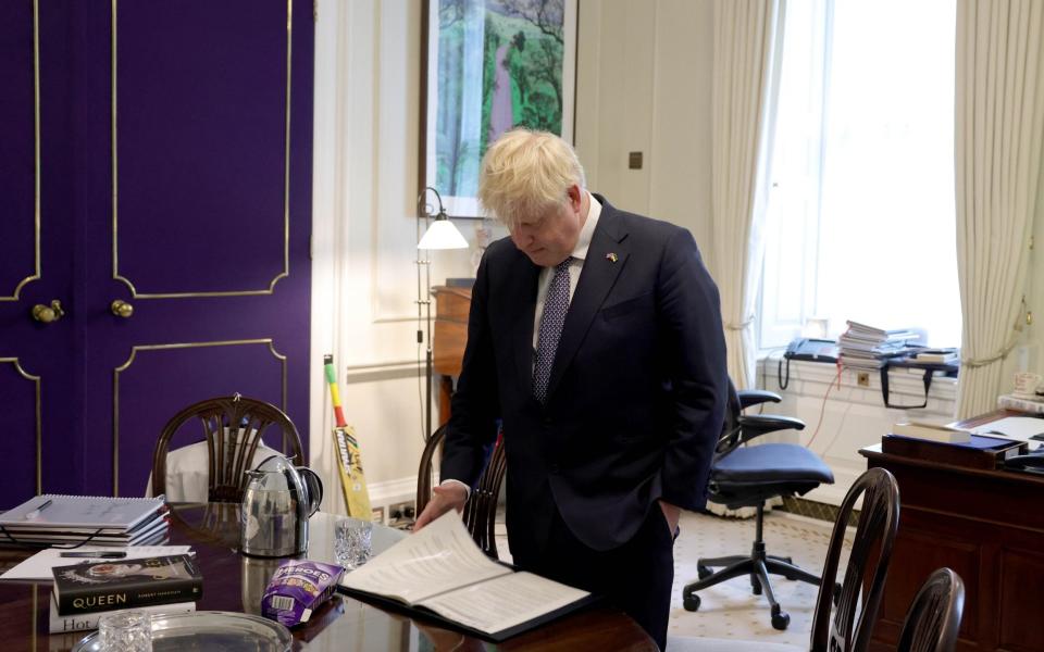 Boris Johnson honing his speech because facing the world - Andrew Parsons / No 10 Downing Street