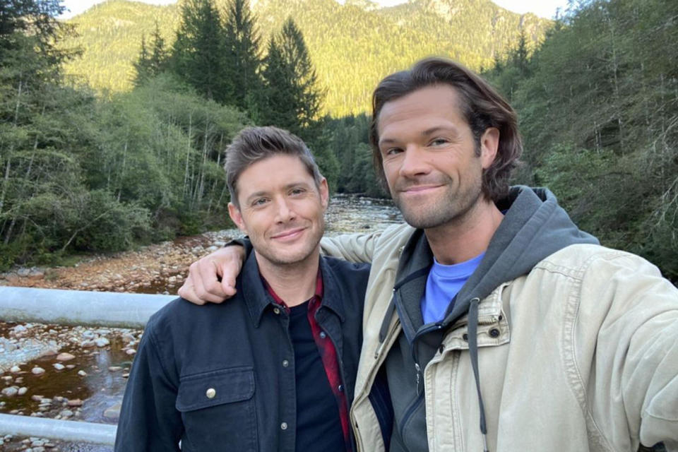 24 Photos of Jared Padalecki and Jensen Ackles' Supernatural Brotherly Love Through the Years