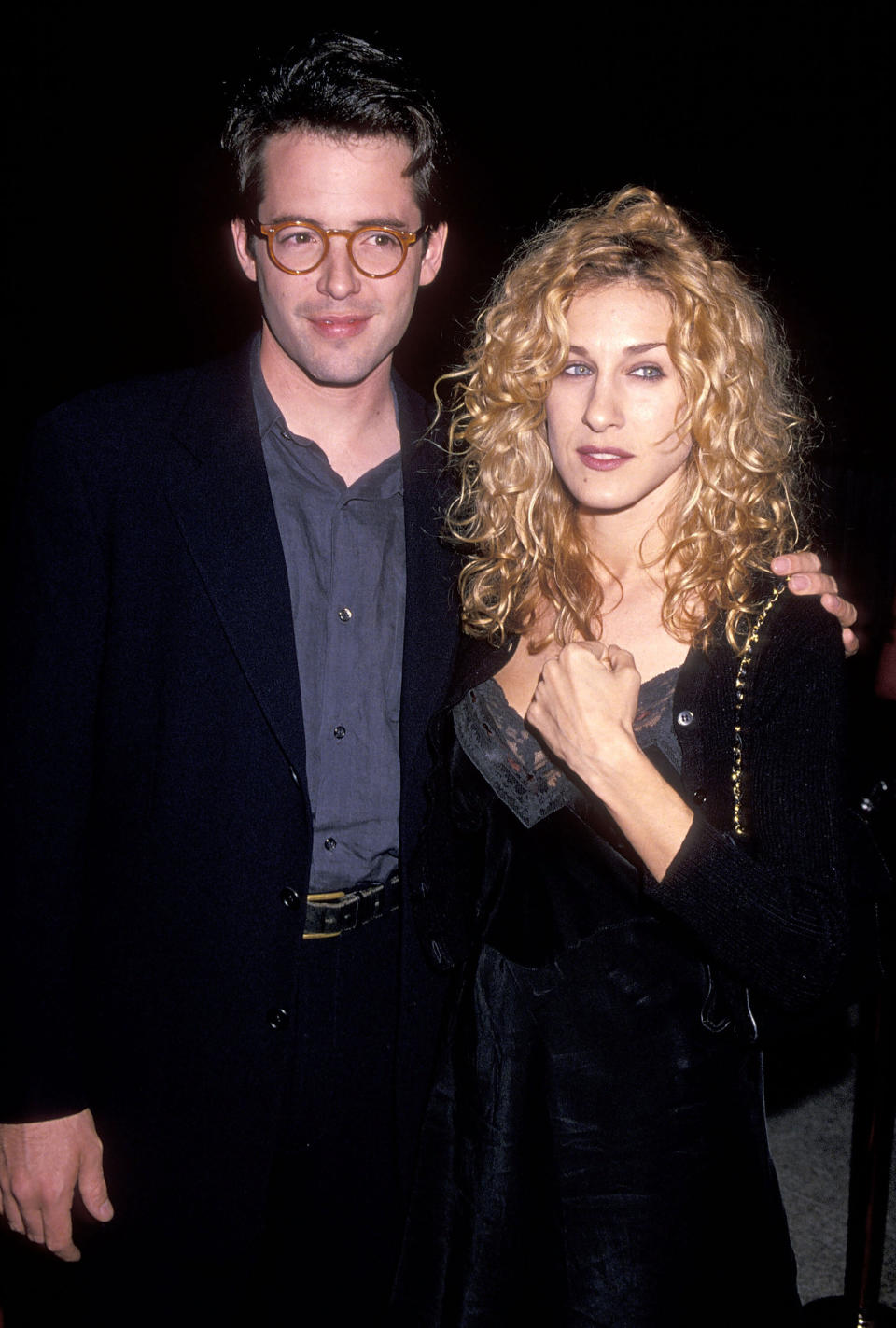 WESTWOOD, CA - OCTOBER 9:   Actor Matthew Broderick and actress Sarah Jessica Parker attend "The Road to Wellville" Westwood Premiere on October 9, 1994 at Avco Centre Cinemas in Westwood, California. (Photo by Ron Galella, Ltd./WireImage) 