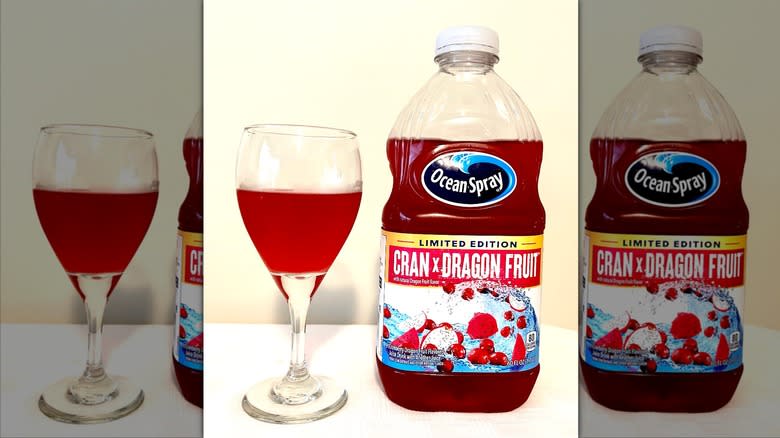 Glass bottle Cranberry Dragon fruit