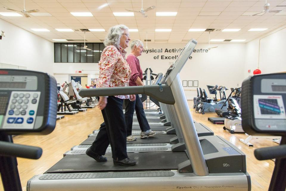 <span class="caption">Sedentary seniors participated in a 12-week exercise program at McMaster University.</span> <span class="attribution"><span class="license">Author provided</span></span>