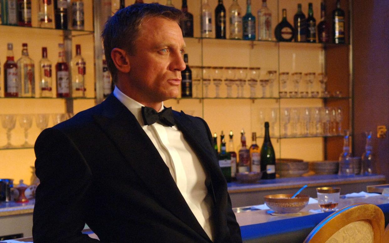 Public health academics say James Bond has a 'severe' Alcohol Use Disorder - Film Stills