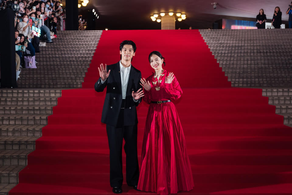 許光漢（左）、清原果耶（右）出席香港國際電影節首映，紅毯現場盛況空前。（圖／翻滾吧男孩）