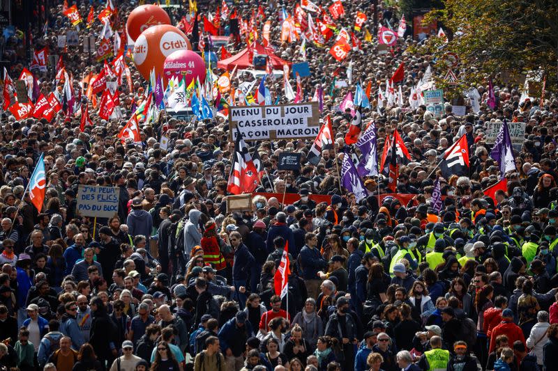 Tradicional marcha sindical del Primero de Mayo en Nantes