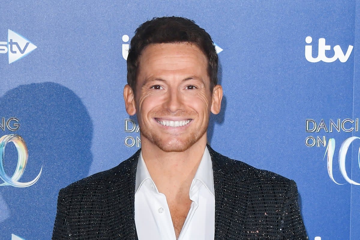 Joe Swash has been praised for carrying a 95-year-old women into her hospital appointment  (Getty Images)