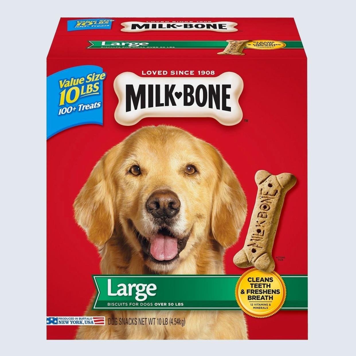 <a href="https://go.skimresources.com?id=131817X1594237&xs=1&url=https%3A%2F%2Fwww.chewy.com%2Fmilk-bone-original-large-biscuit-dog%2Fdp%2F33158" rel="noopener" target="_blank" data-ylk="slk:Milk Bone;elm:context_link;itc:0;sec:content-canvas" class="link rapid-noclick-resp">Milk Bone</a><span class="site_url"><a href="https://go.skimresources.com?id=131817X1594237&xs=1&url=https%3A%2F%2Fwww.chewy.com%2Fmilk-bone-original-large-biscuit-dog%2Fdp%2F33158" rel="noopener" target="_blank" data-ylk="slk:chewy.com;elm:context_link;itc:0;sec:content-canvas" class="link rapid-noclick-resp">chewy.com</a></span><span class="product_price">$11.64</span>