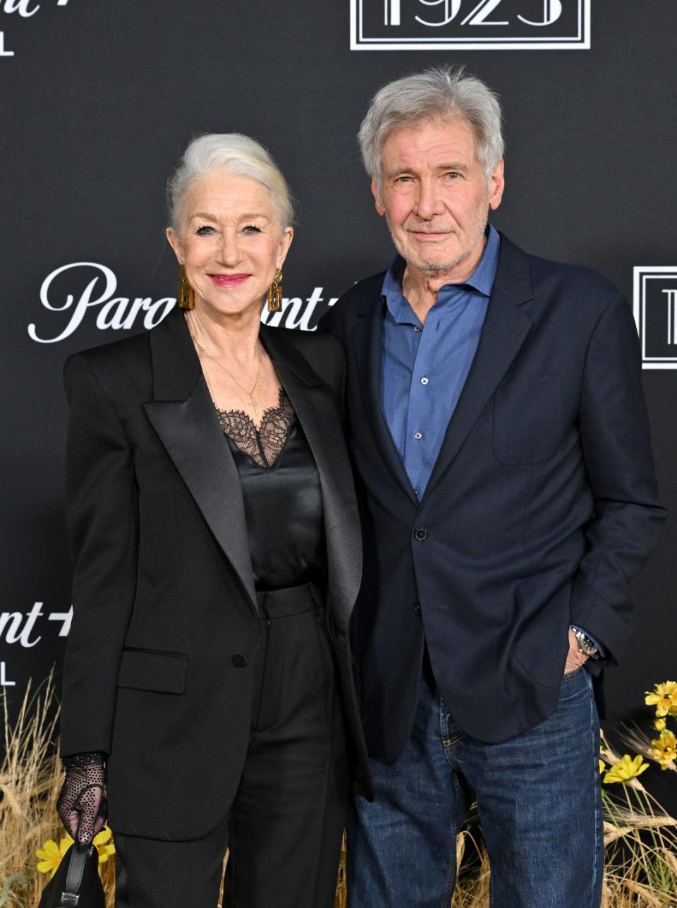 los angeles, california december 02 helen mirren and harrison ford attend the los angeles premiere of paramounts 1923 at hollywood american legion on december 02, 2022 in los angeles, california photo by axellebauer griffinfilmmagic
