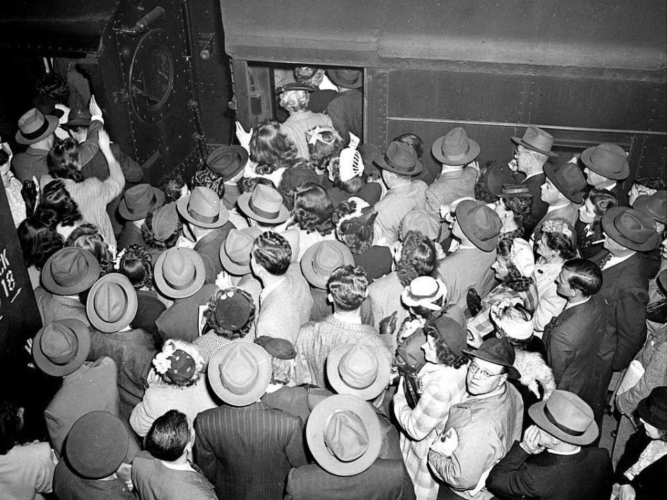 Railroad Strike... Between 18th and 19th in Pennsylvania Station on the Long Island Rail Road level there was much pushing and shoving as the mobs made a slowed-down beeline for their trains. There were 10,000 there by four o'clock on May 23, 1946.