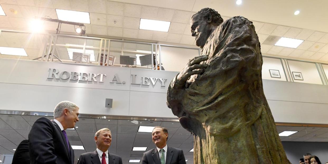 george mason university's antonin scalia law school unveils statue of the justice