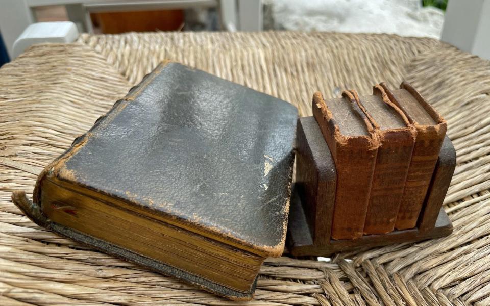 A pocket book thought to have been owned by 18th century French actress Sara de Bernhardt, alongside three miniature works of Shakespeare. The items are owned by Sylvia Matthews and were assessed during an episode of Antiques Roadshow featuring the Duchess of Cornwall - PA