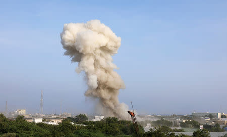 Smoke billows from the scene of an explosion in Mogadishu, Somalia November 9, 2018. REUTERS/Feisal Omar