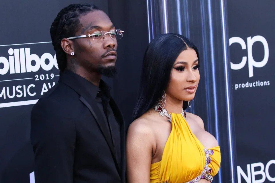 Cardi B and Offset pose at 2019 Billboard Music Awards