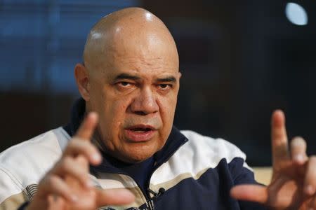 Jesus Torrealba, secretary of the Venezuelan coalition of opposition parties (MUD), gestures during an interview with Reuters in Caracas October 5, 2014. REUTERS/Jorge Silva