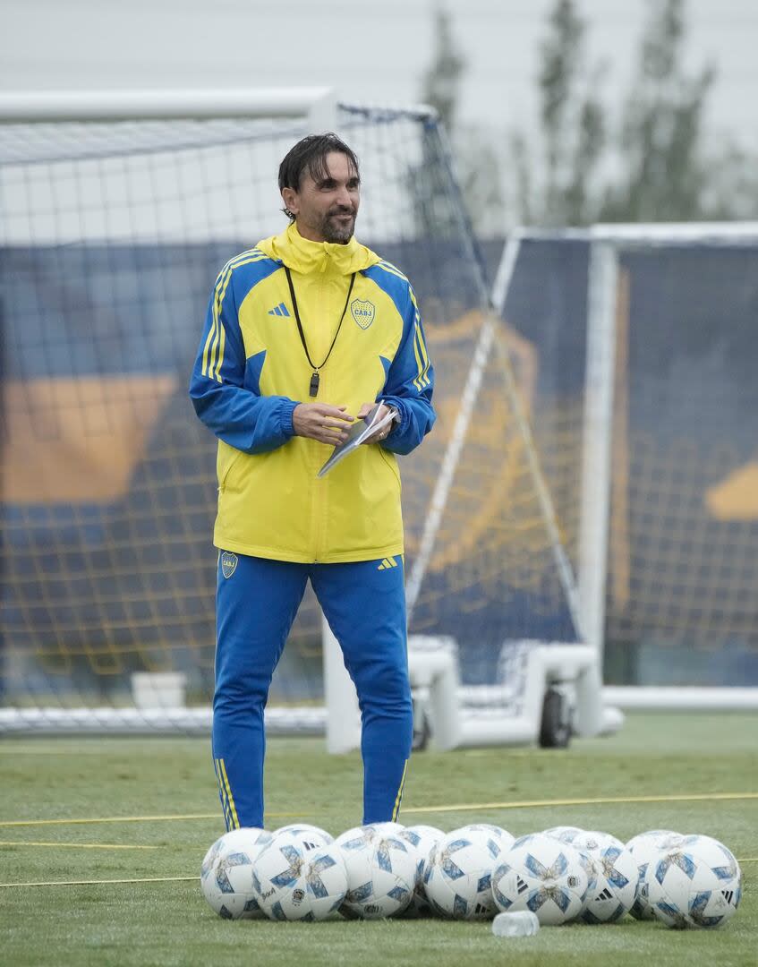 Diego Martínez prescinde de muchos futbolistas del plantel al que dirige desde principios de año, aunque los haya tenido en etapas anteriores o sean referentes de Boca.