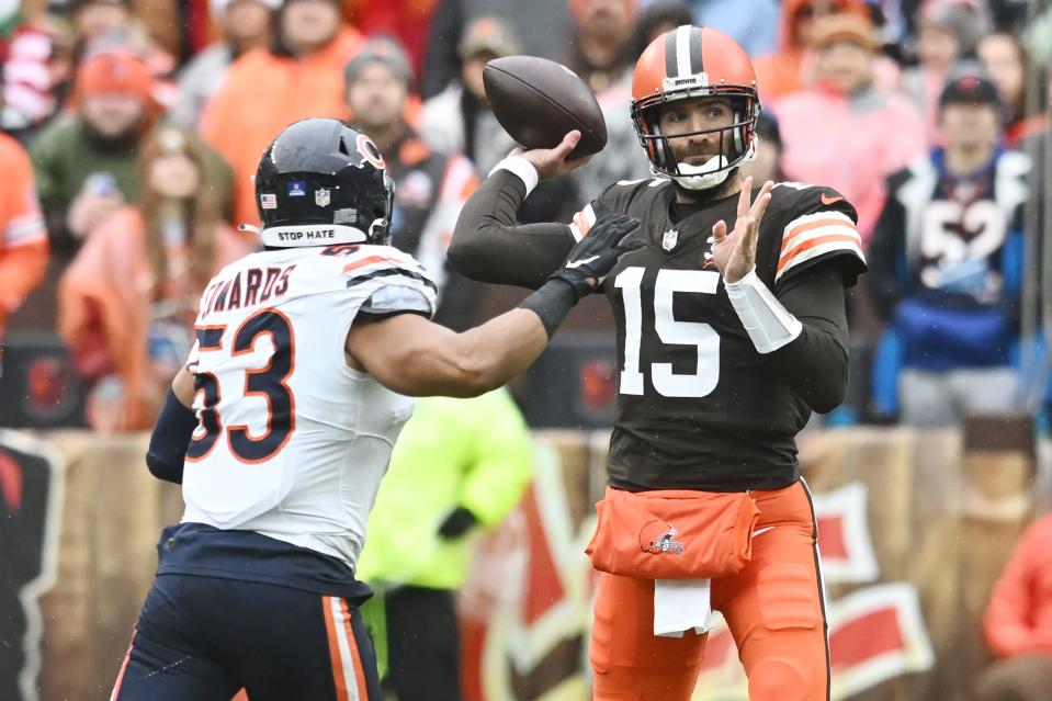 Browns quarterback Joe Flacco throws a first-quarter pass as Bears linebacker T.J. Edwards rushes, Sunday, Dec. 17, 2023, in Cleveland.